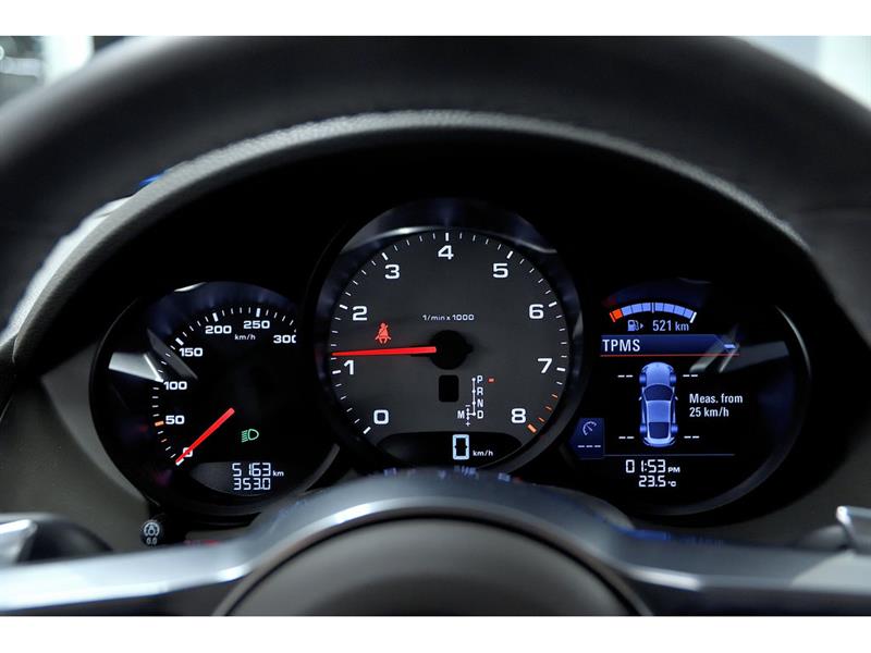 Porsche 718 Cayman 14