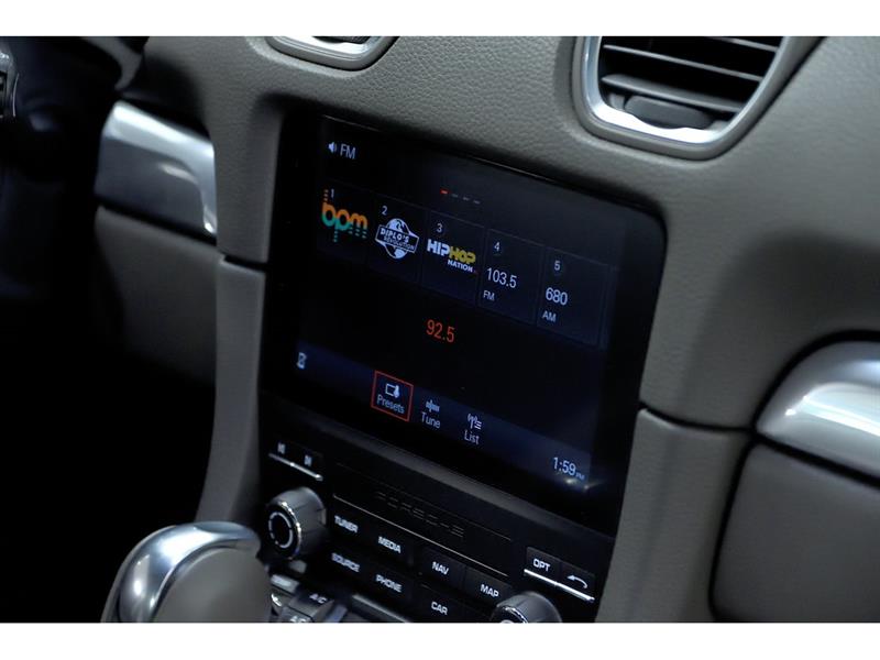 Porsche 718 Cayman 18