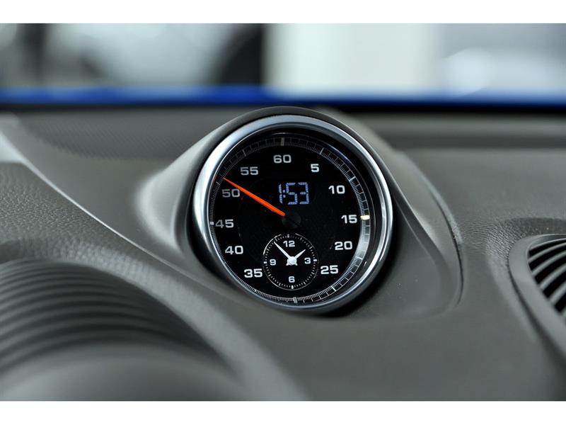 Porsche 718 Cayman 24