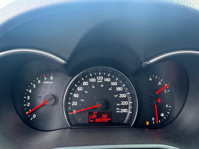 kia Sorento 2015 - 11