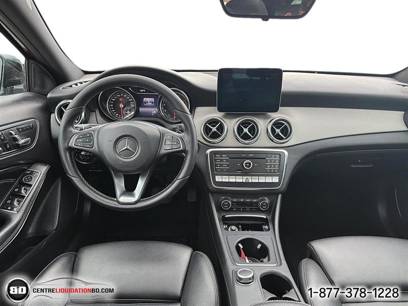 mercedes-benz GLA 2018 - 15