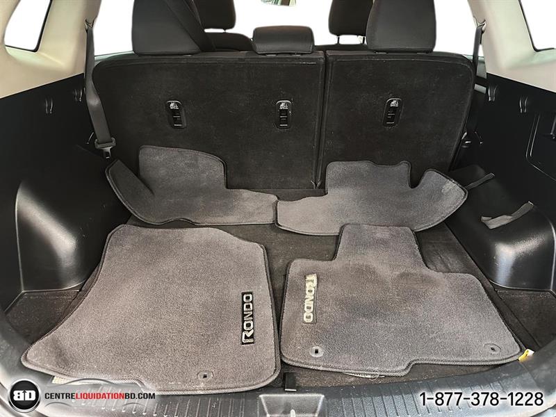 kia Rondo 2015 - 11