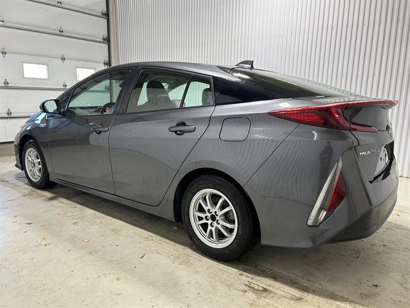 toyota Prius Prime 2022 - 8