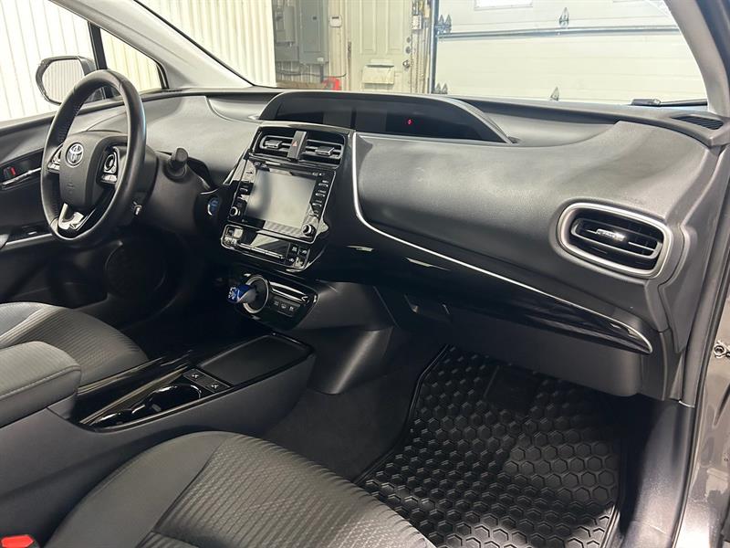 toyota Prius Prime 2022 - 19