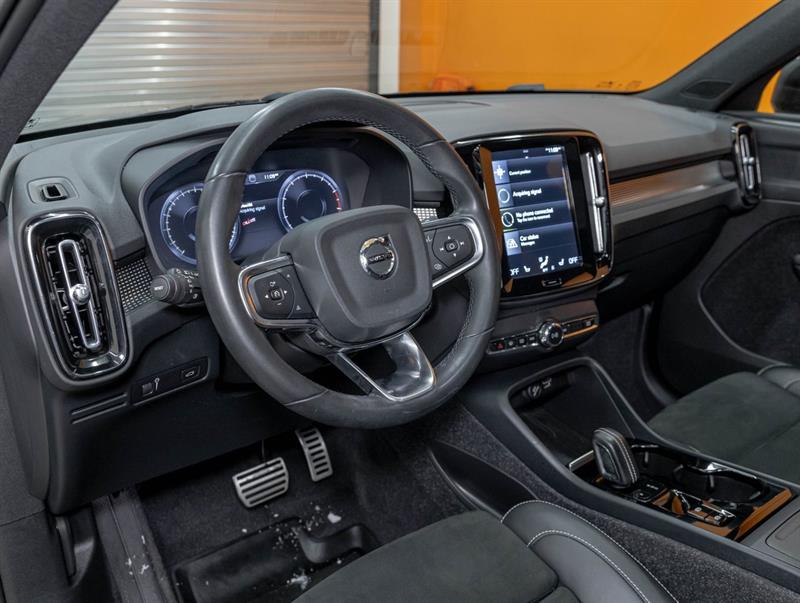 volvo XC40 2022 - 2