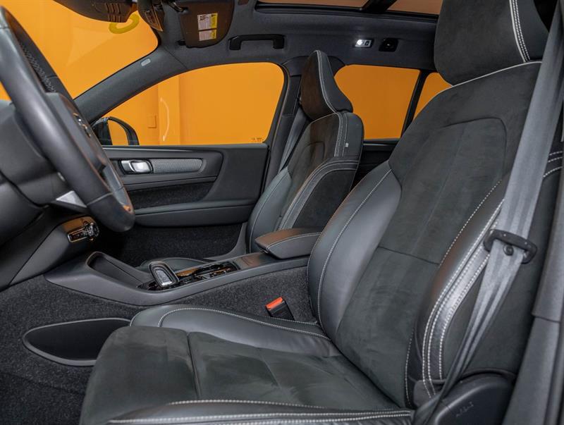 volvo XC40 2022 - 11