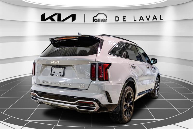 2022 Kia Sorento - Image 7