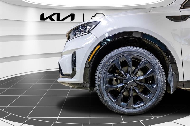 2022 Kia Sorento - Image 10