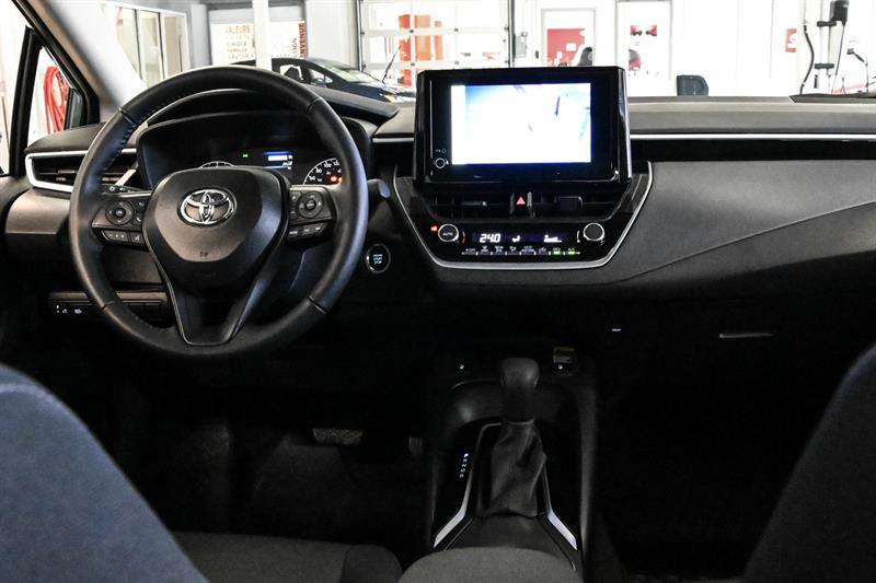 2025 Toyota Corolla - Image 22