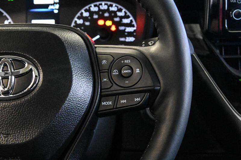 2025 Toyota Corolla - Image 28