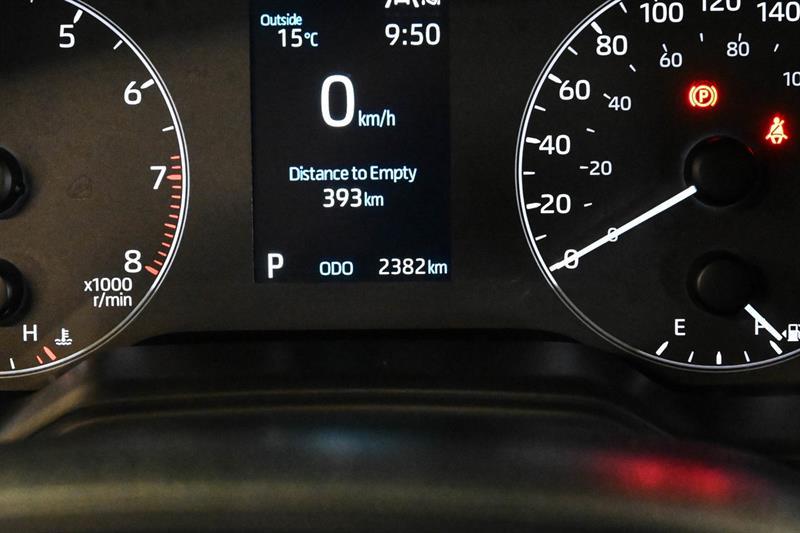 2025 Toyota Corolla - Image 30