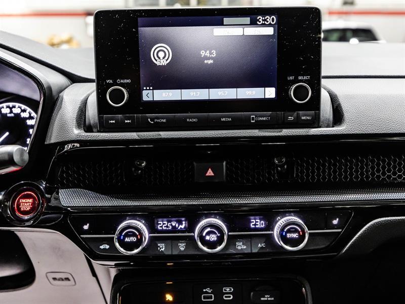 2025 Honda CR-V - Image 25