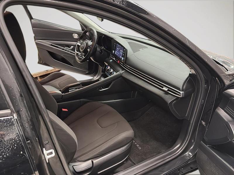hyundai Elantra 2021 - 23