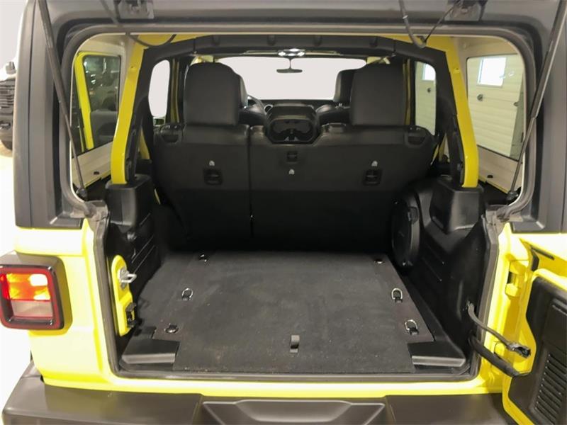 jeep Wrangler 2023 - 16