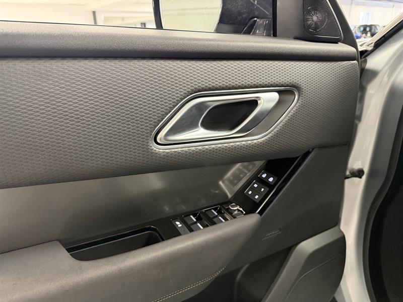 land rover Range Rover Velar 2023 - 14