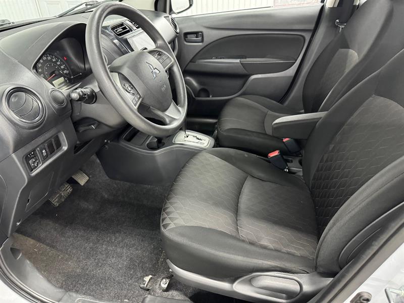 mitsubishi Mirage 2022 - 10