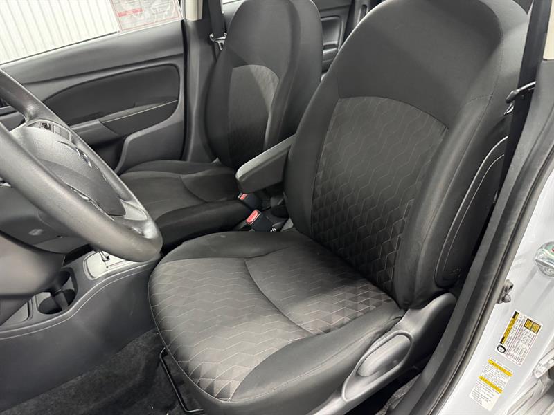 mitsubishi Mirage 2022 - 11