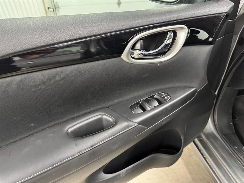 nissan Sentra 2019 - 17