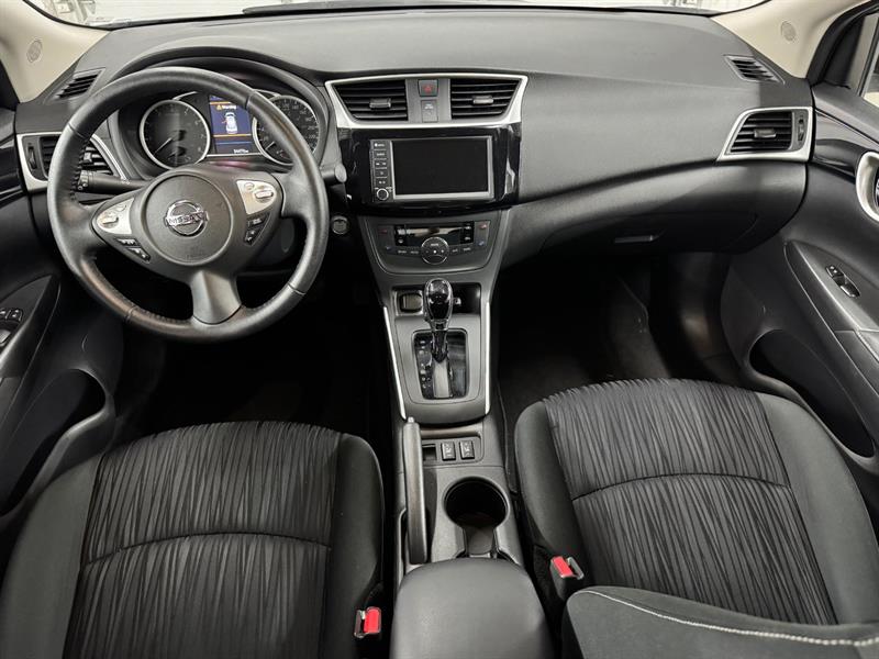 nissan Sentra 2019 - 23