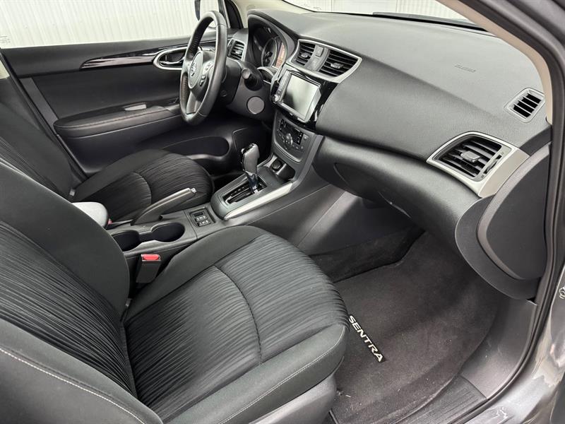 nissan Sentra 2019 - 26