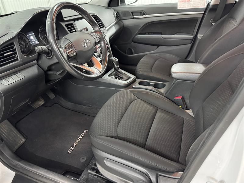 hyundai Elantra 2019 - 14