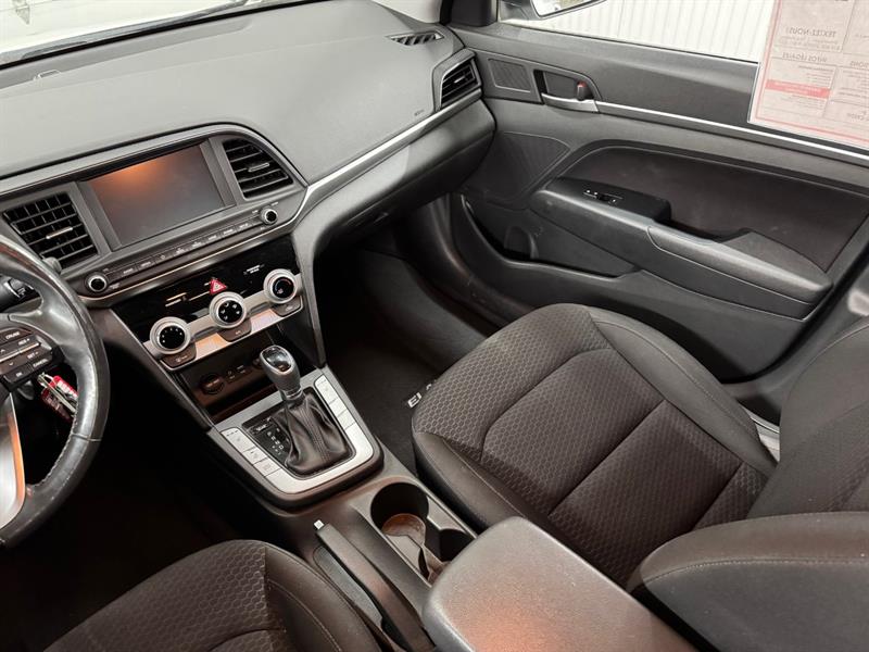hyundai Elantra 2019 - 23