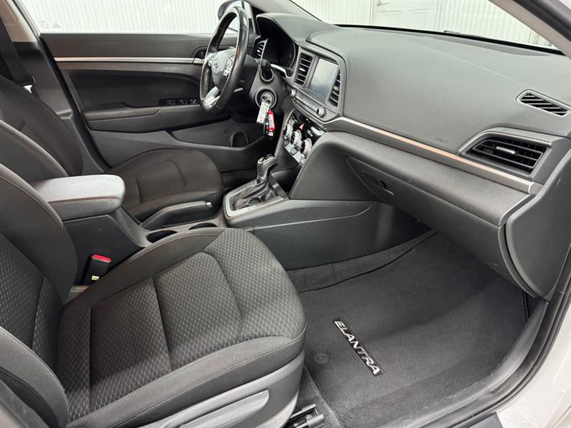 hyundai Elantra 2019 - 24