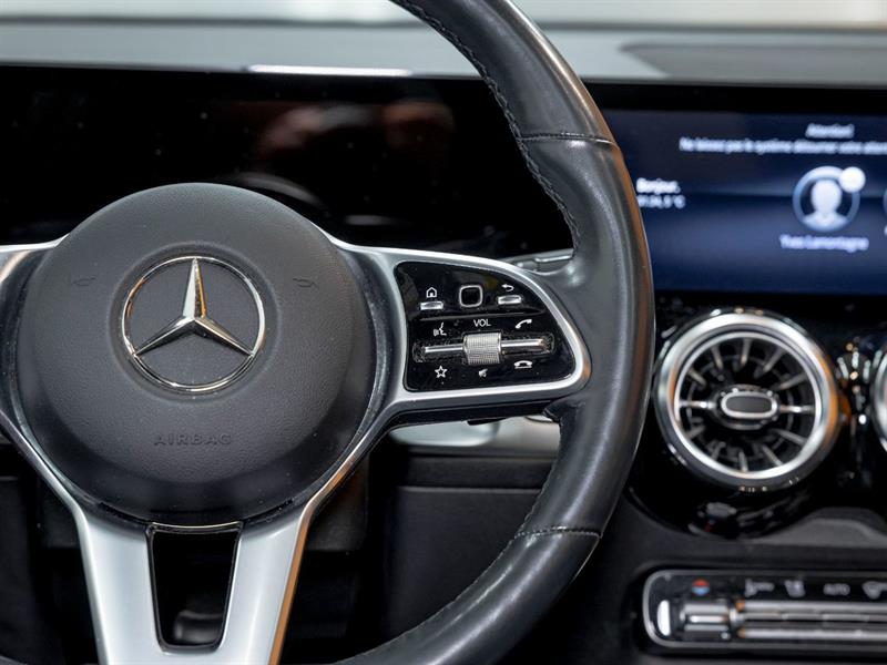 mercedes-benz GLB 2022 - 16