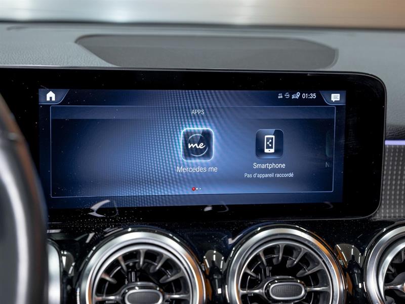 mercedes-benz GLB 2022 - 17