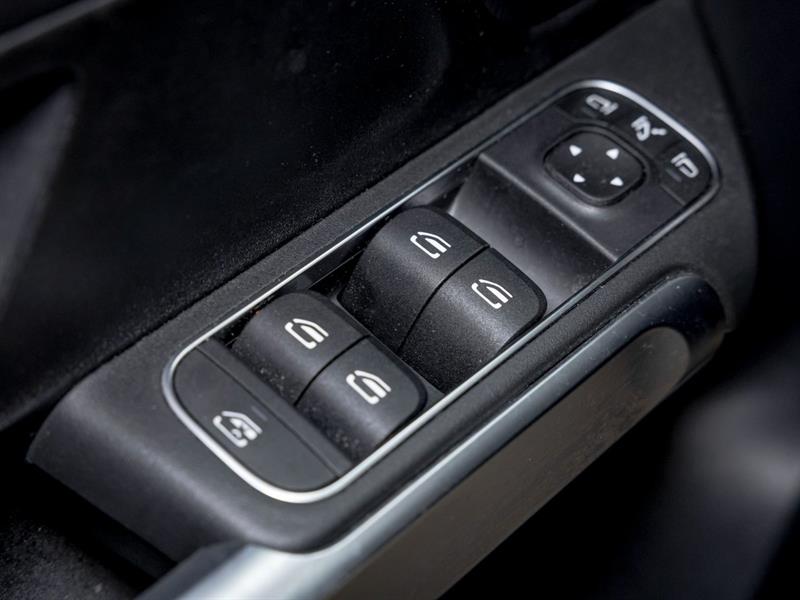 mercedes-benz GLB 2022 - 26