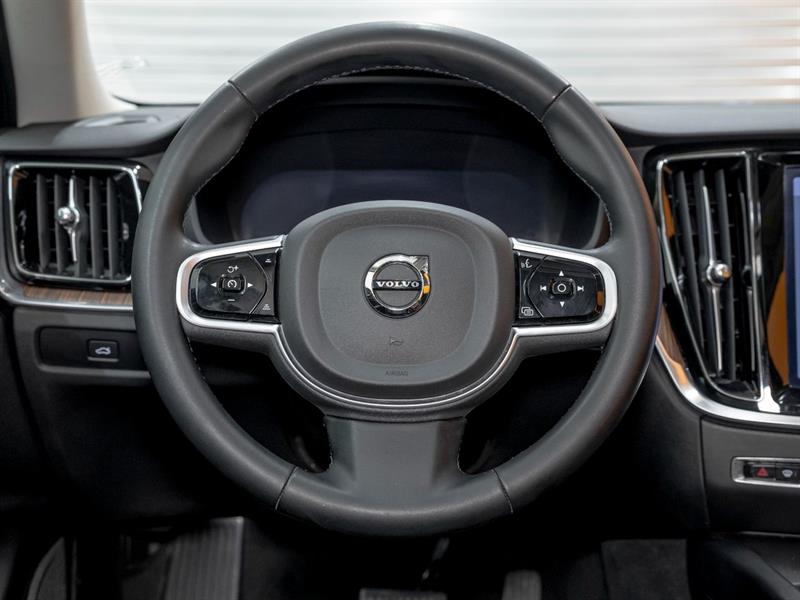 volvo V60 2023 - 14