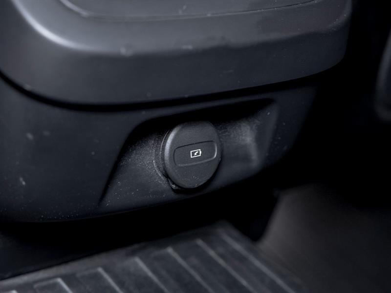 volvo V60 2023 - 29