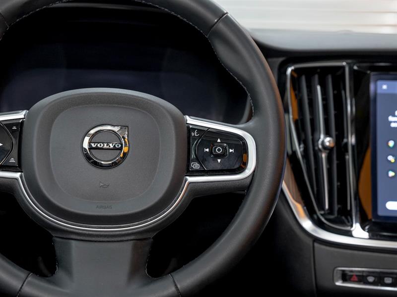 volvo V60 2023 - 16