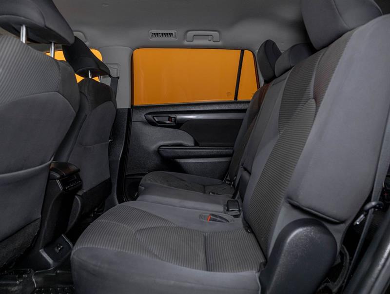 toyota Highlander 2022 - 30