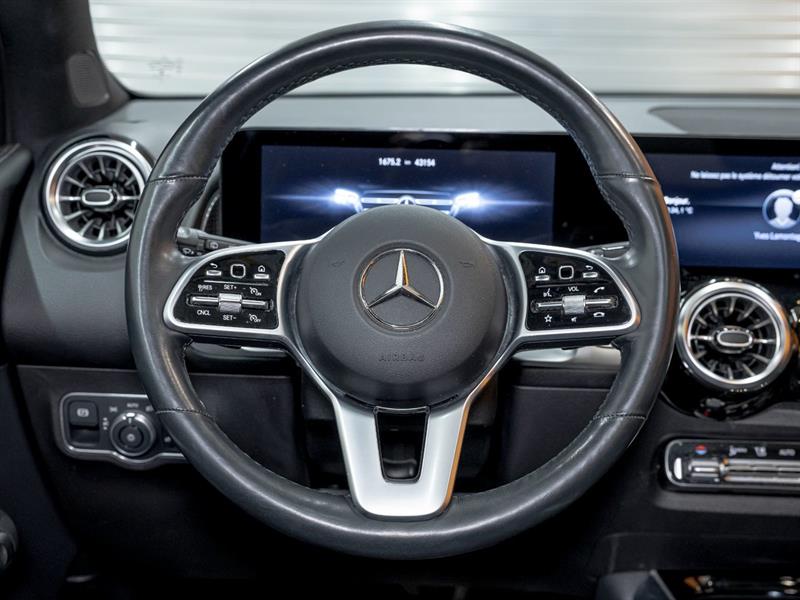 mercedes-benz GLB 2022 - 14