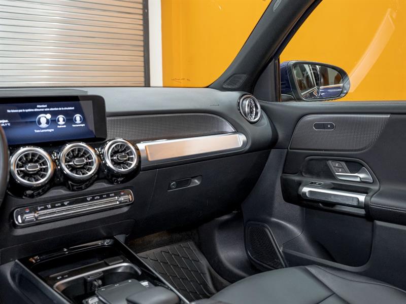 mercedes-benz GLB 2022 - 21