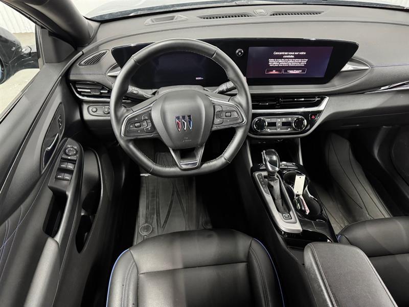 2024 Buick Envista - Image 17