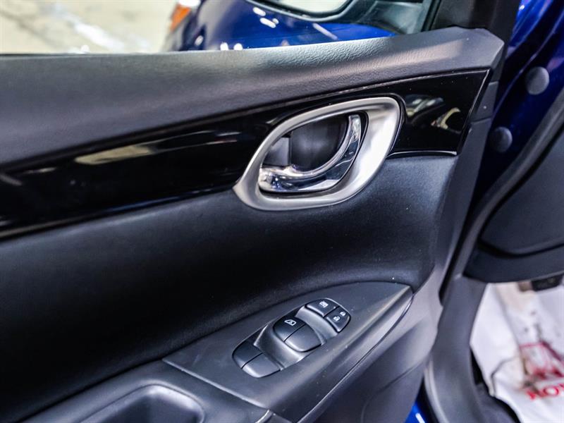 nissan Sentra 2019 - 12