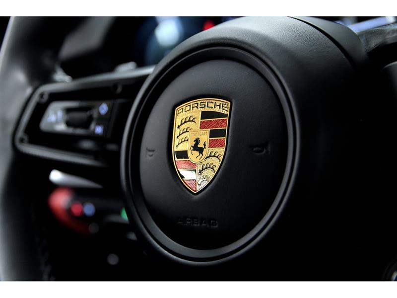 porsche 911 2023 - 24