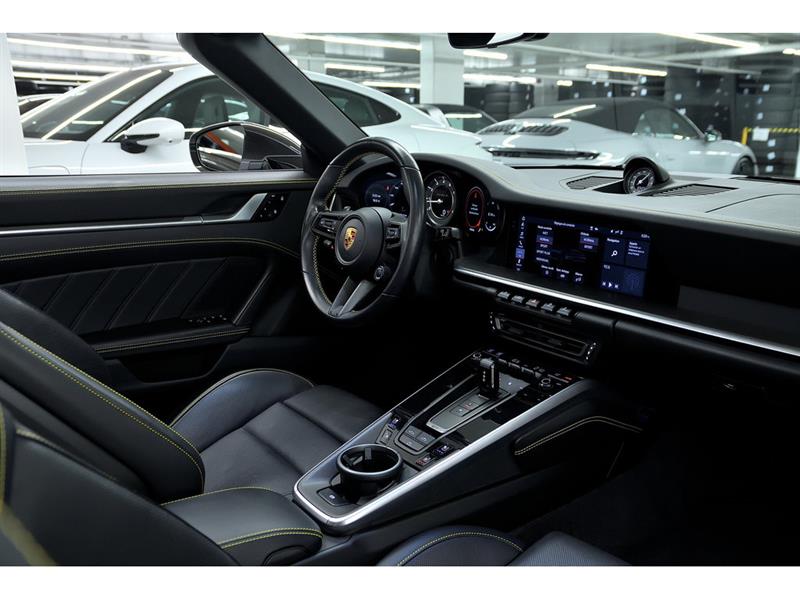 porsche 911 2021 - 32