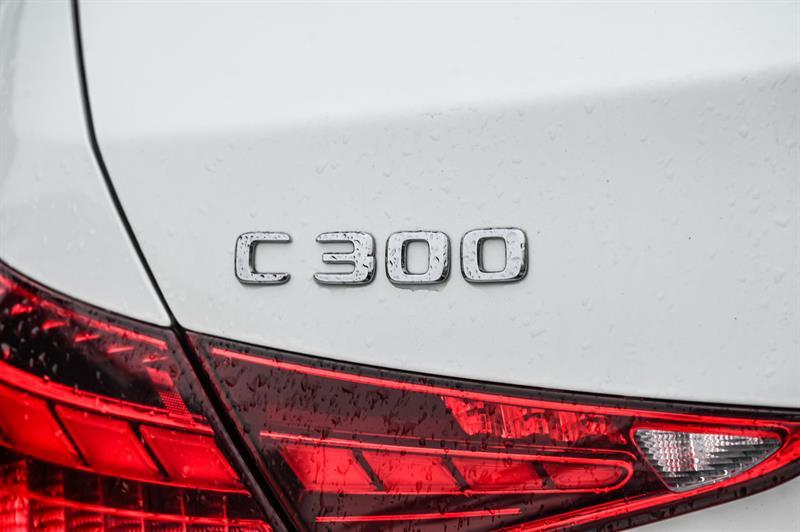 2022 Mercedes-Benz C-Class - Image 14