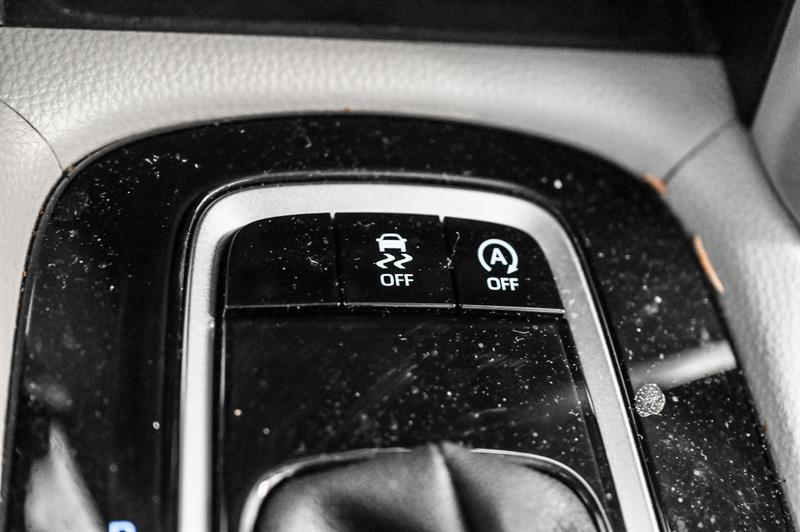 2024 Toyota Corolla - Image 22