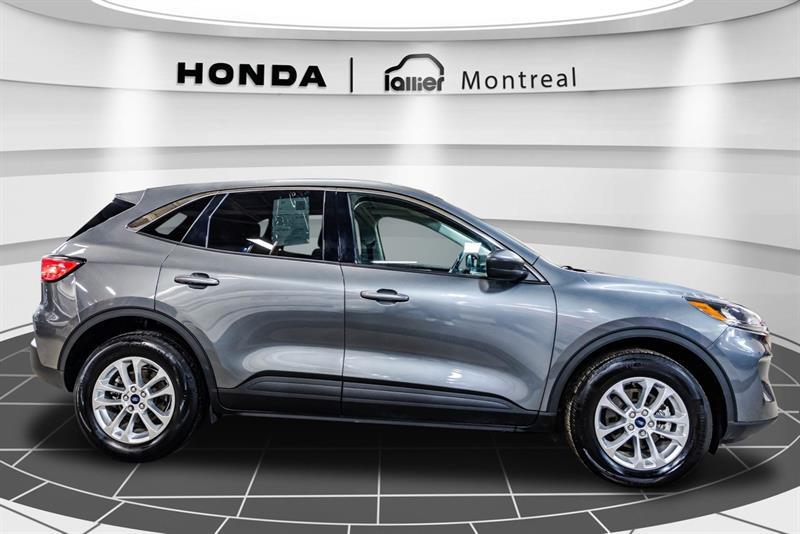 2022 Ford Escape - Image 8