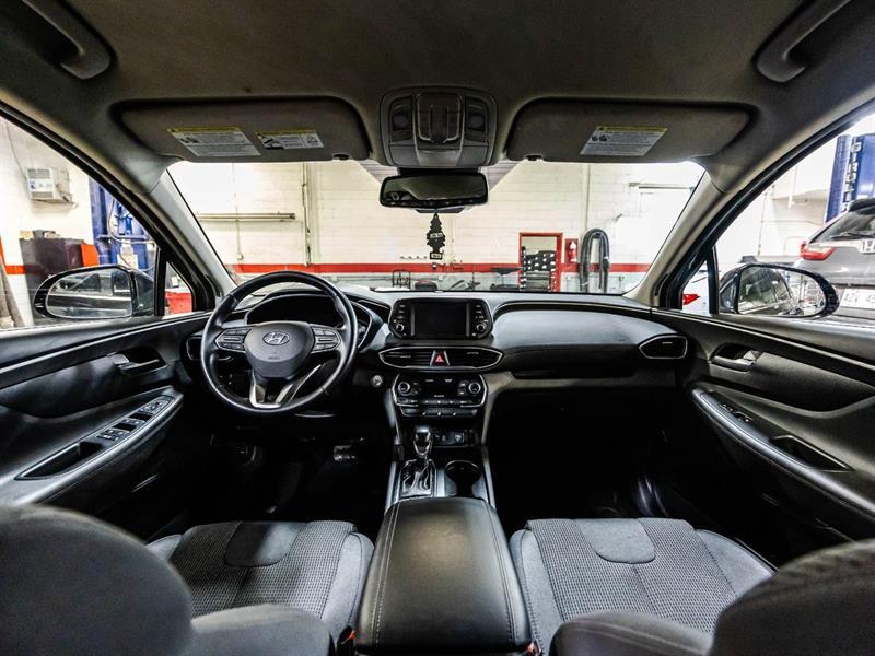 2020 Hyundai Santa Fe - Image 15