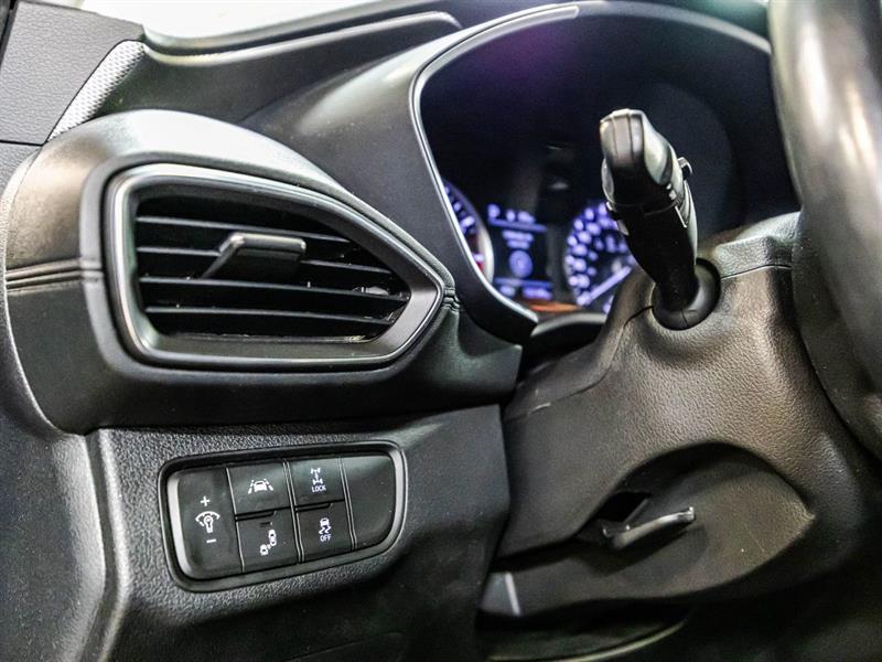 2020 Hyundai Santa Fe - Image 21