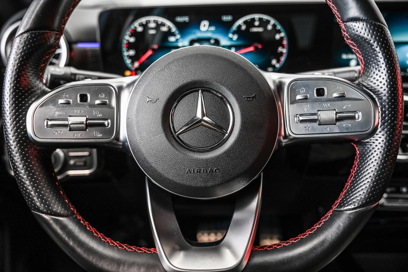 mercedes-benz A-Class 2022 - 19