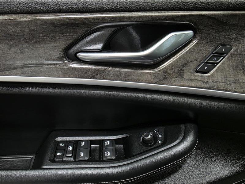 jeep Grand Cherokee 2024 - 23