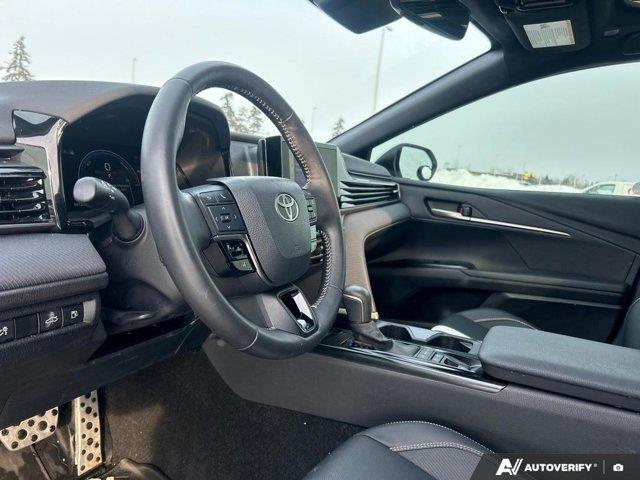 toyota Camry 2025 - 16