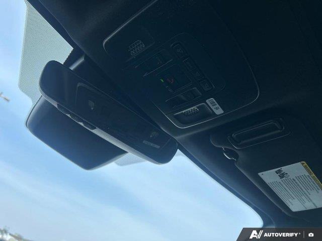 toyota Camry 2025 - 24
