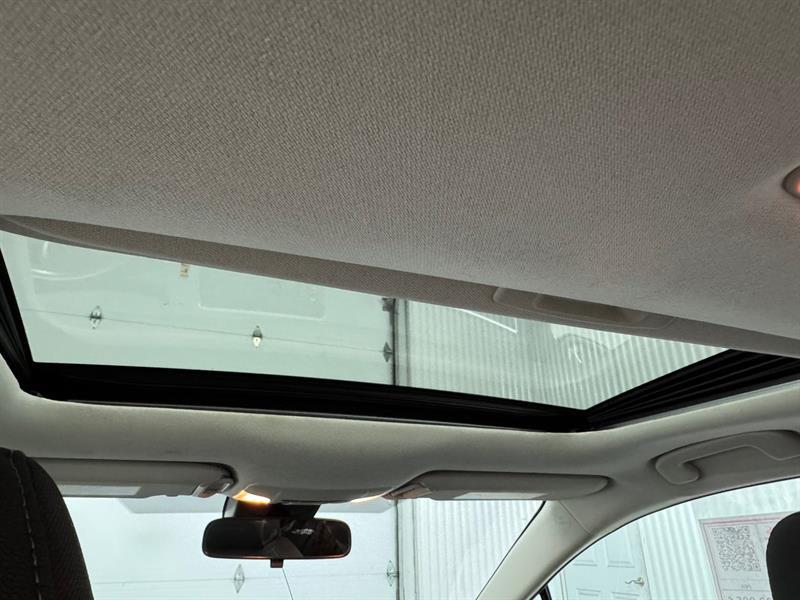 2021 Toyota Corolla - Image 11